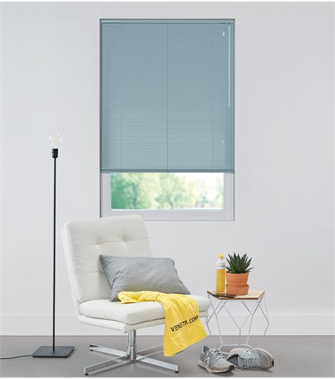 Blauwe Aluminium Jaloezie 16mm Op Maat (Baby Blue 7713)