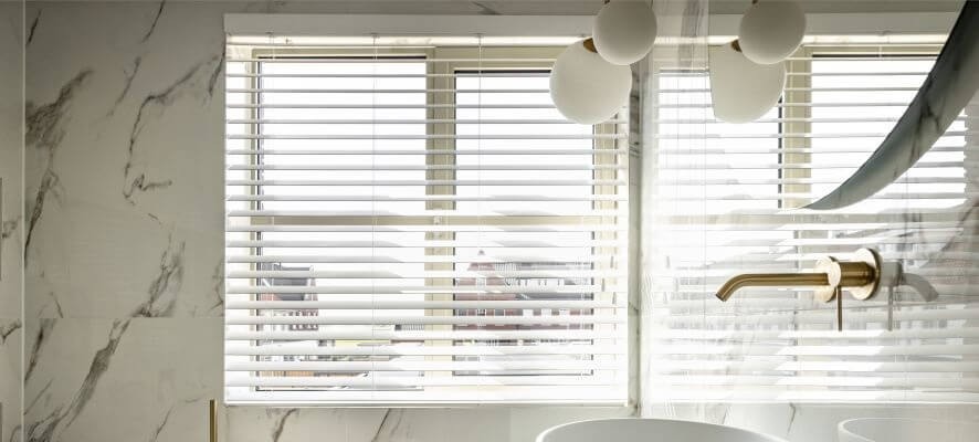 Jaloezieën voor een draai-kiepraam