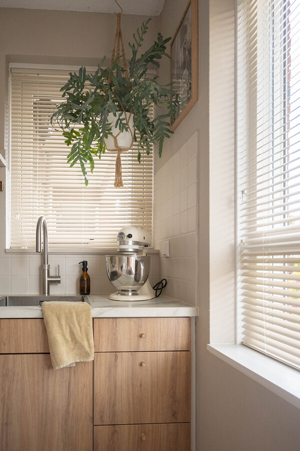 Jaloezieën voor een groot raam